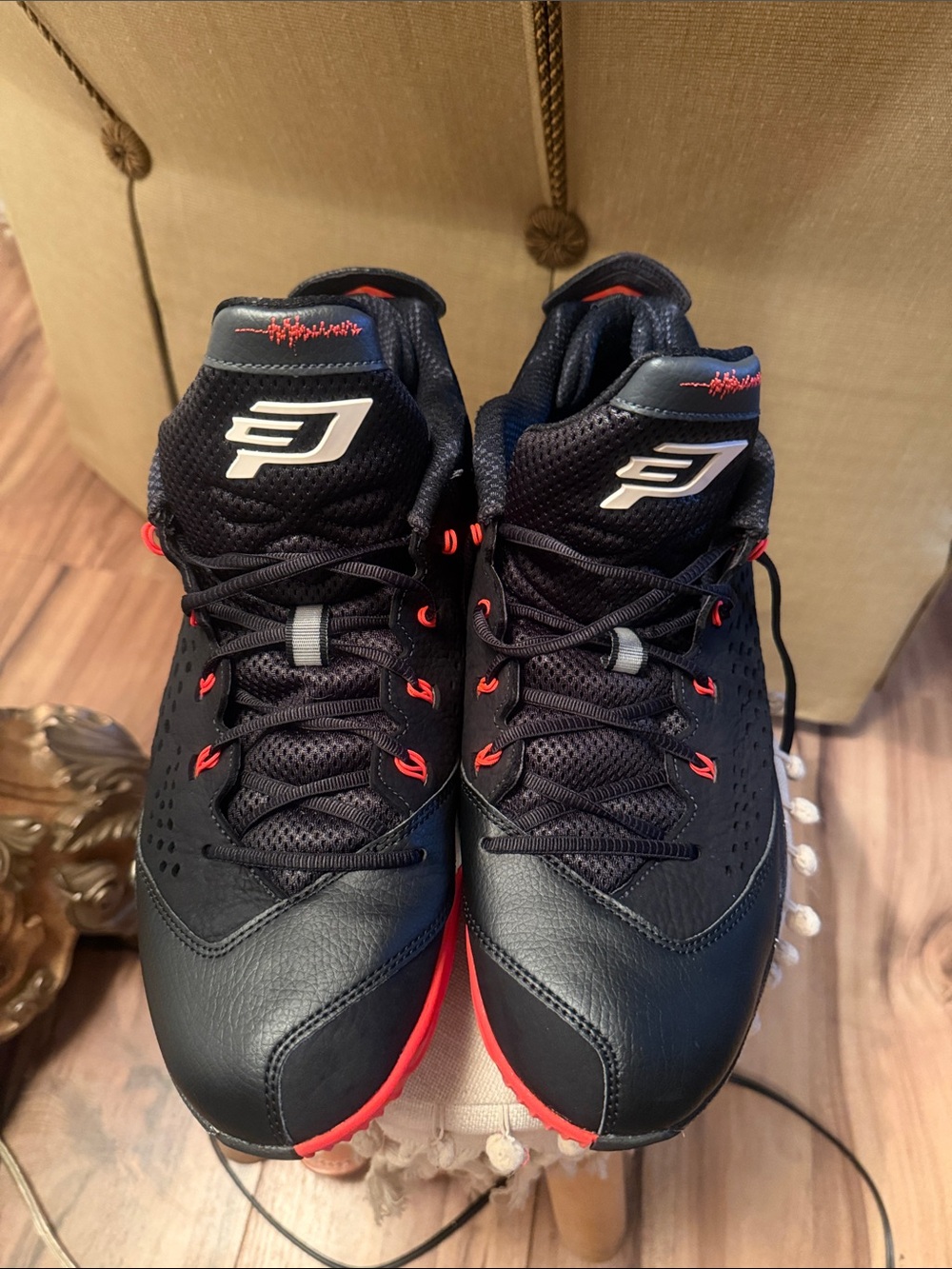 Jordan Men's Black and Red Basketball Sneakers